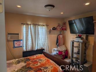 803 S Rowan Property Photo 13
