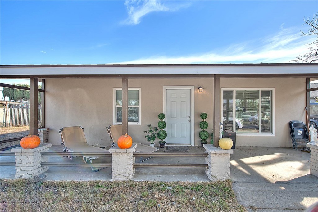 11904 Painter Property Photo 3