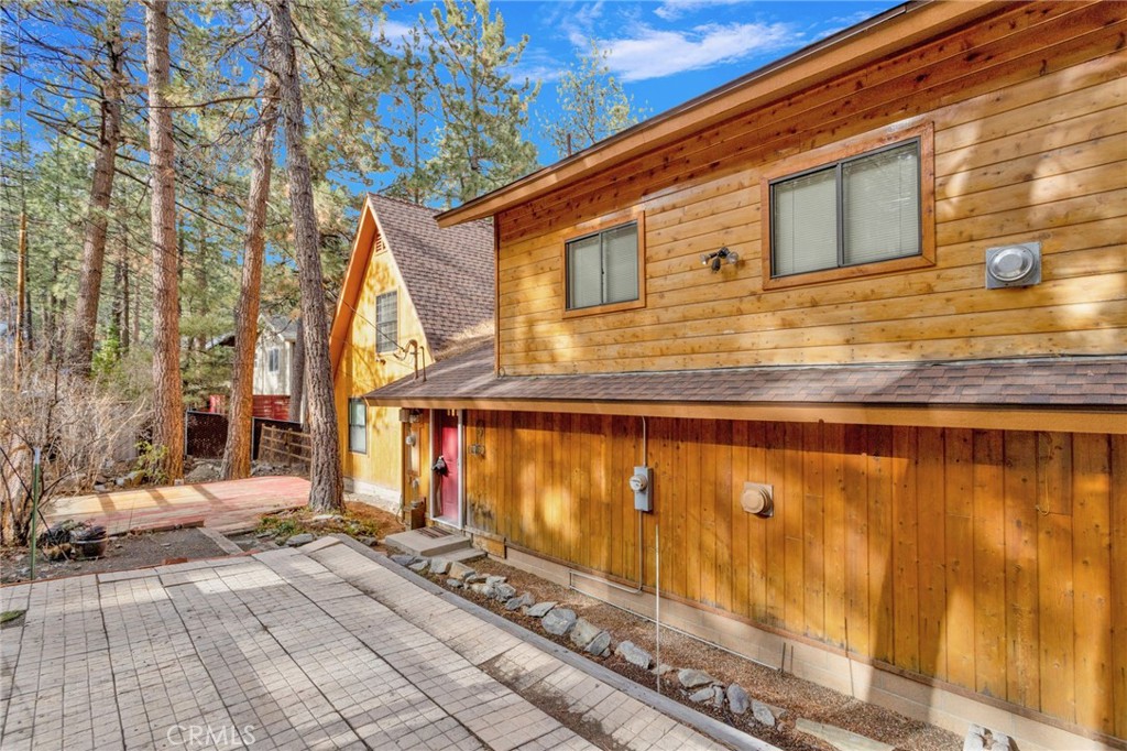 985 Pheasant Property Photo 45