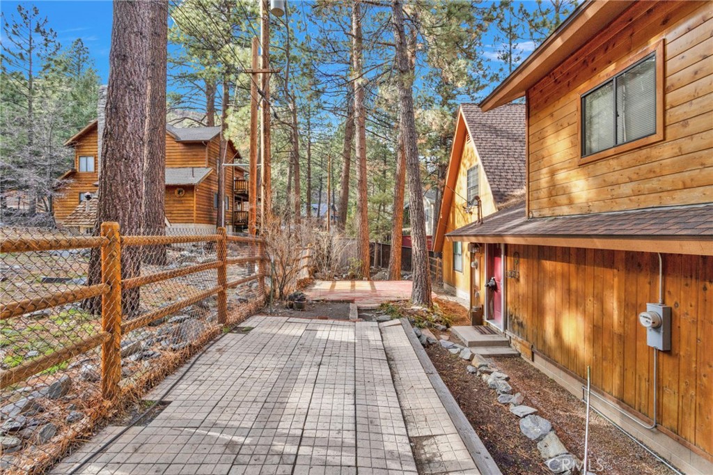 985 Pheasant Property Photo 46