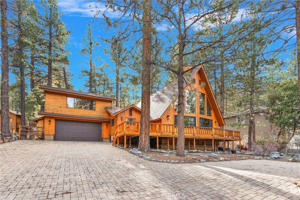 985 Pheasant Property Photo 47