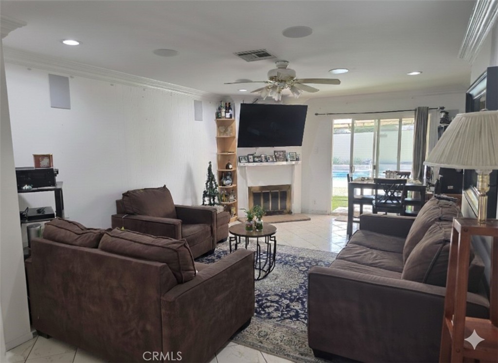 6435 Aldea Avenue Property Photo 3