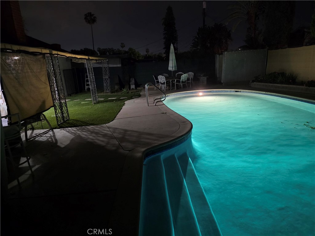 6435 Aldea Avenue Property Photo 10