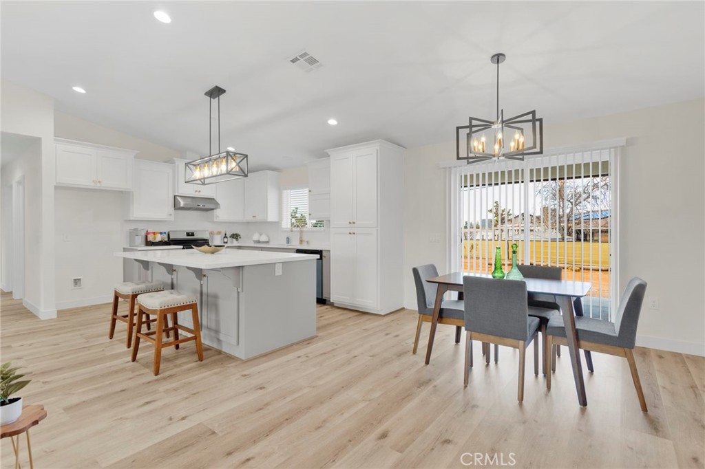 20190 Osseo Road Property Photo 9