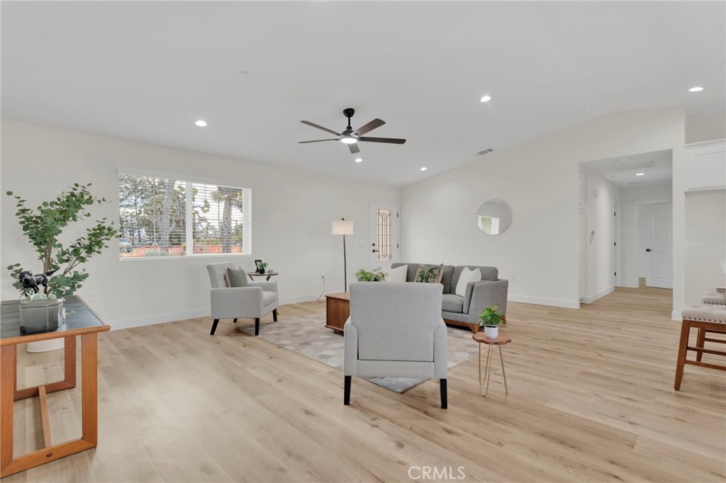 20190 Osseo Road Property Photo 15