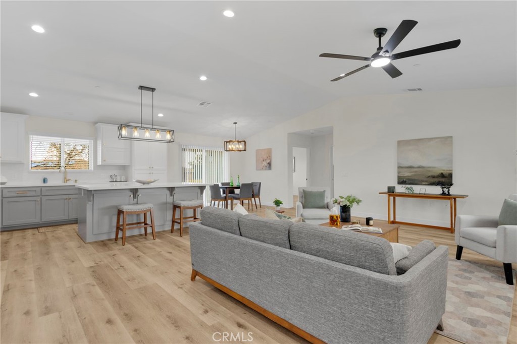 20190 Osseo Road Property Photo 18