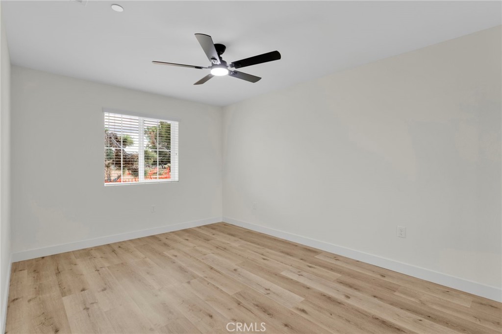 20190 Osseo Road Property Photo 23