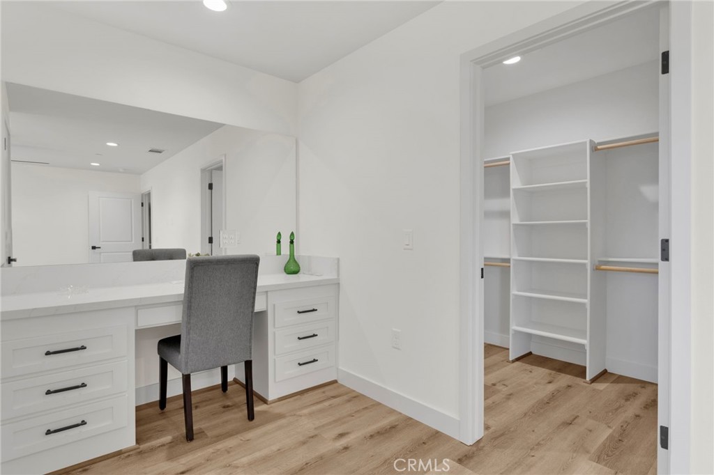 20190 Osseo Road Property Photo 30