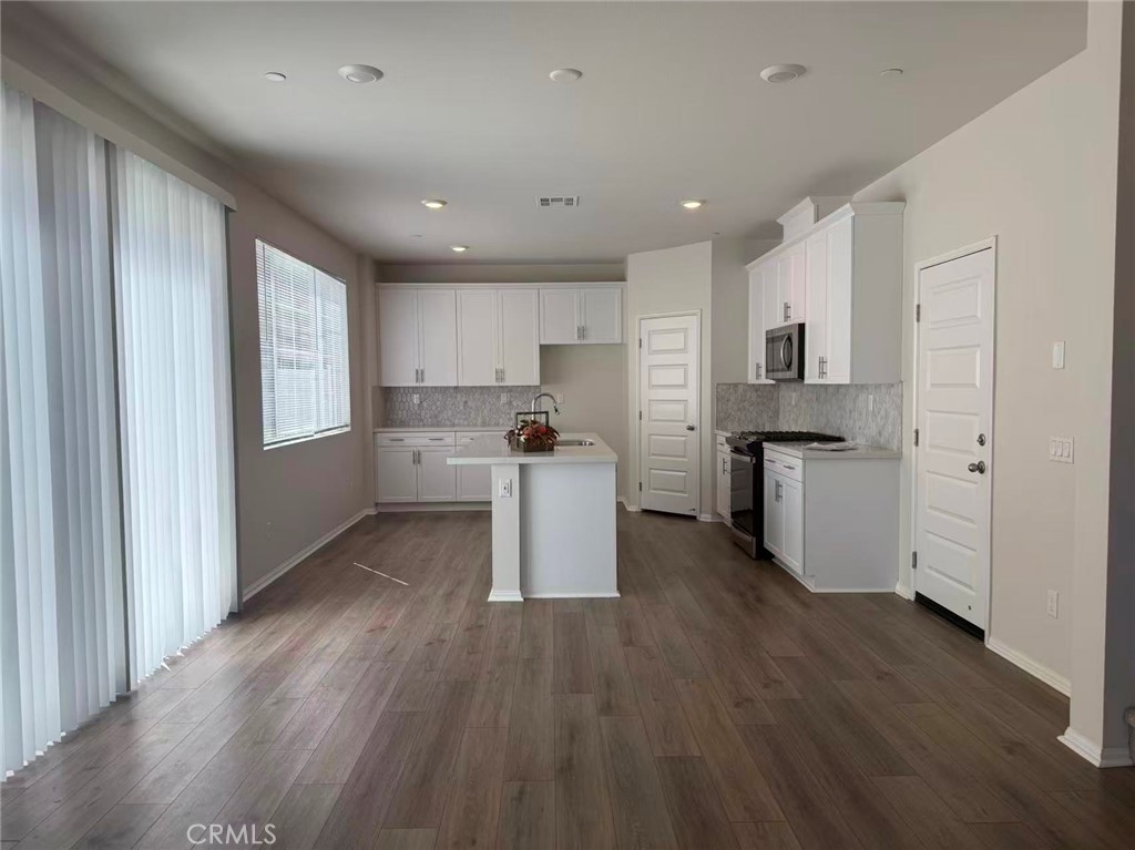 40718 Melrose Dr Property Photo 26