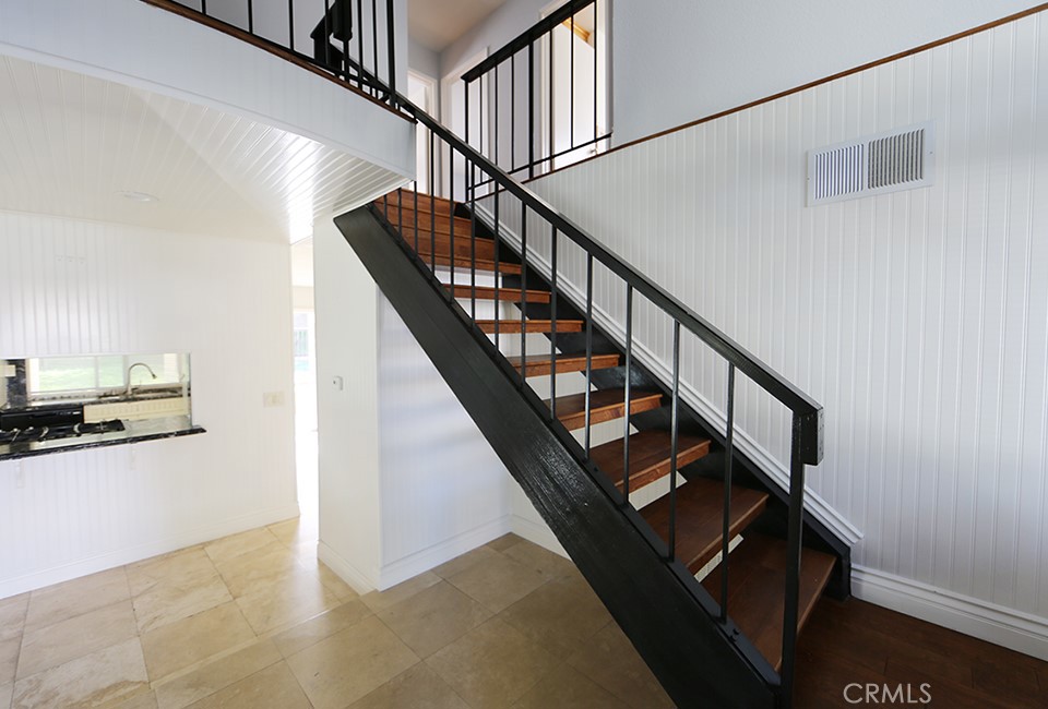 23254 Forest Canyon Property Photo 4