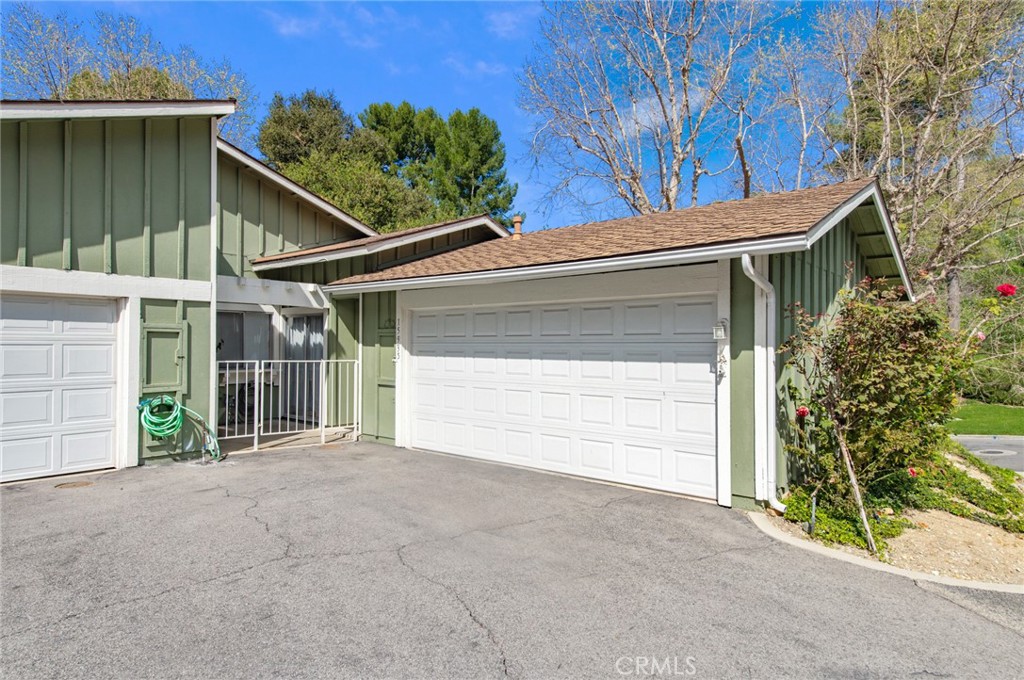 15935 Sierra Pass Way Property Photo 1