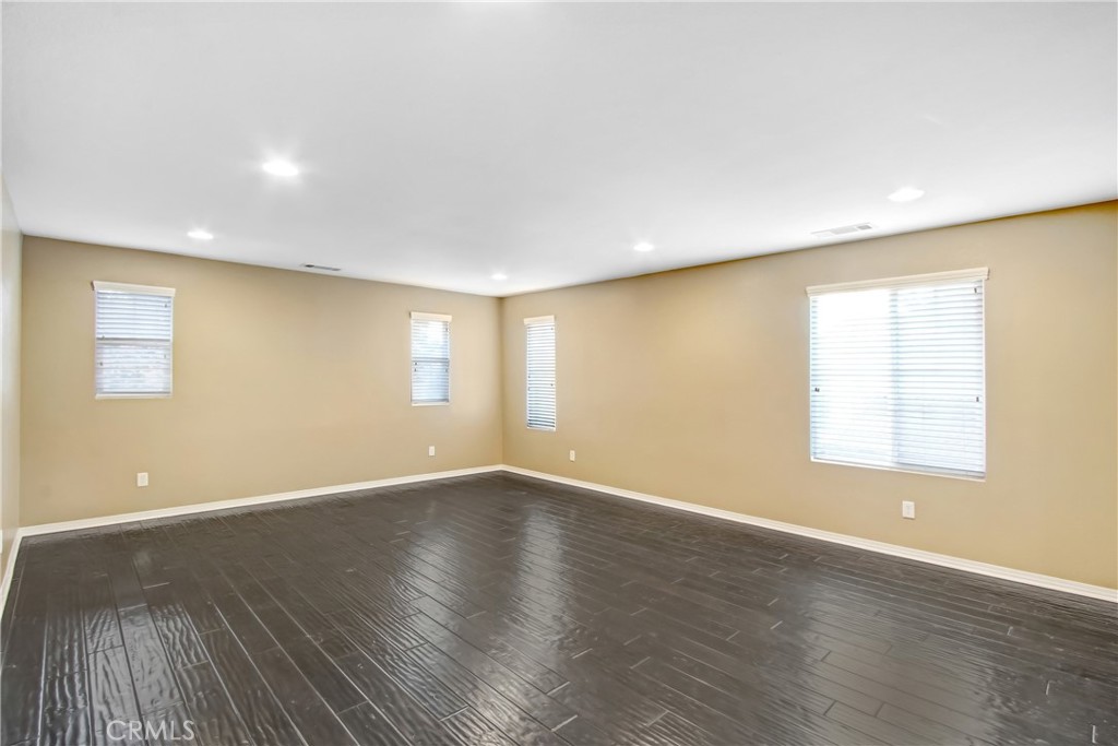 41031 Crimson Pillar Property Photo 8