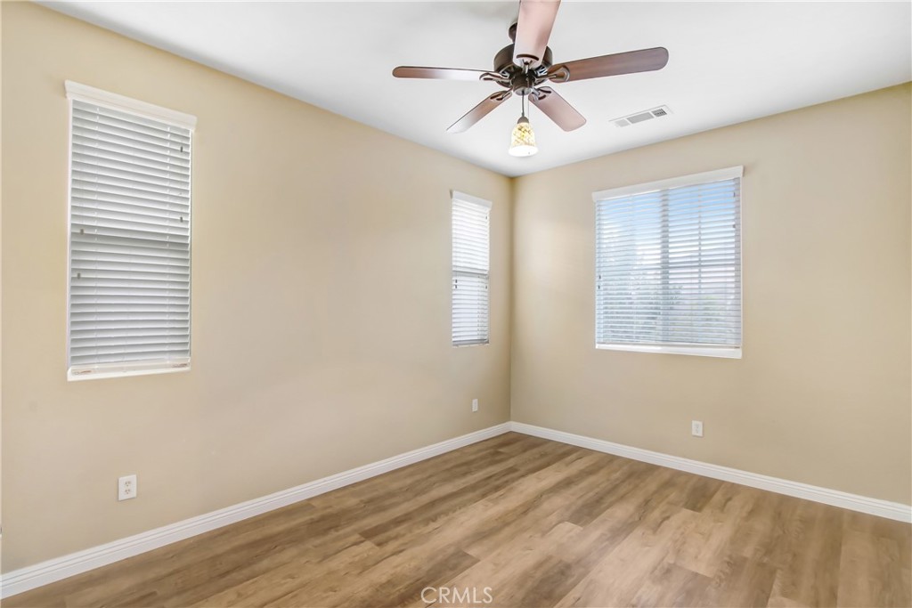41031 Crimson Pillar Property Photo 13
