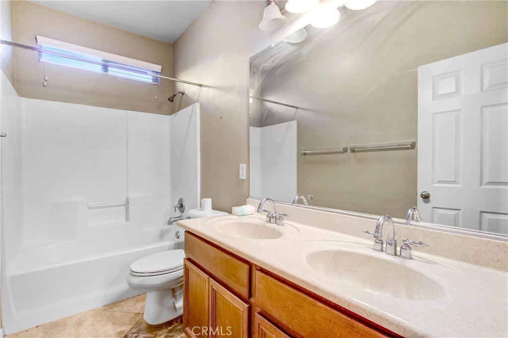 41031 Crimson Pillar Property Photo 15