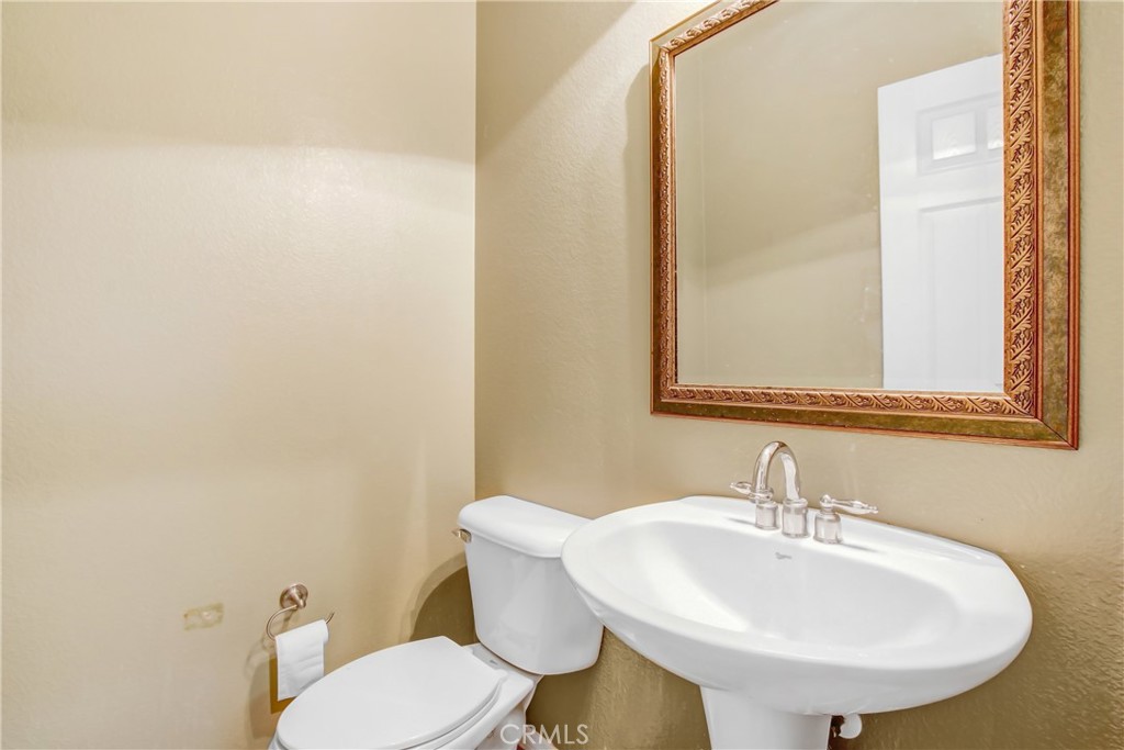 41031 Crimson Pillar Property Photo 16