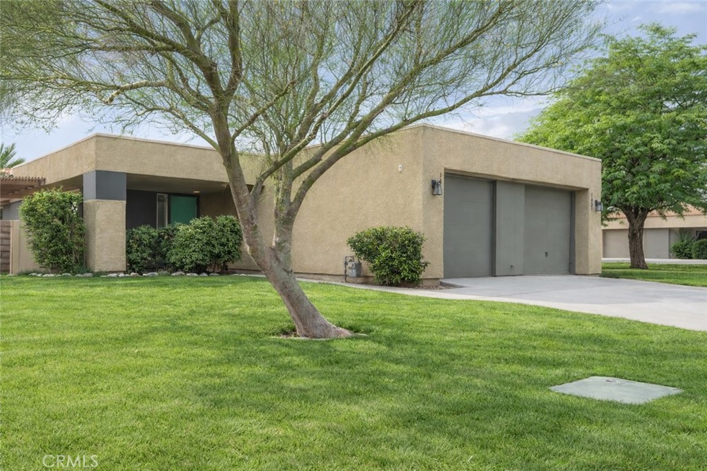 1457 Sunflower Circle N Property Photo 1