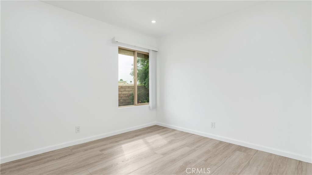 1457 Sunflower Circle N Property Photo 17