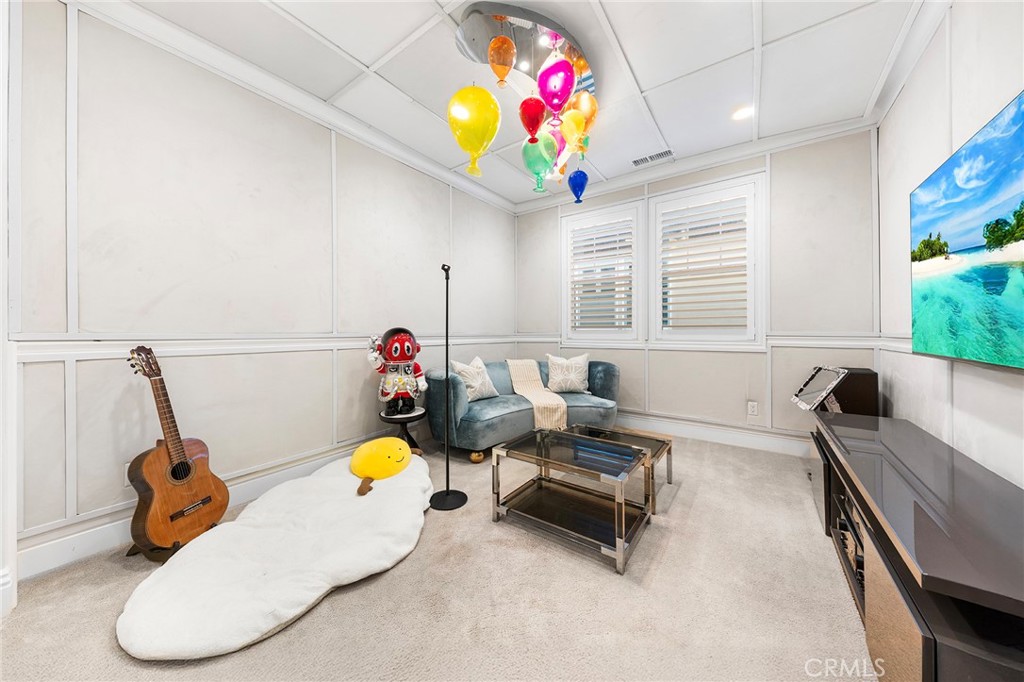 123 Calderon Property Photo 46