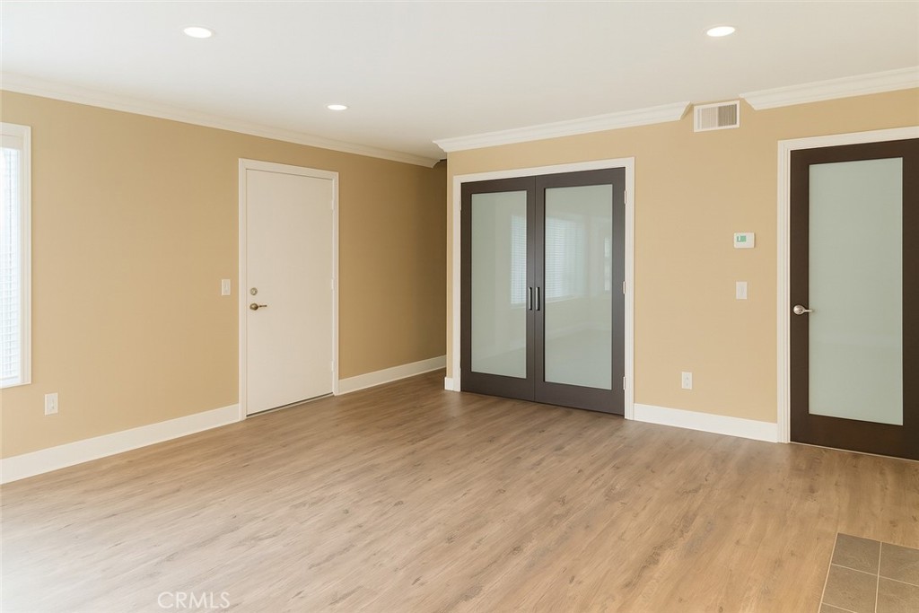 18408 Hatteras 19 Property Photo 2
