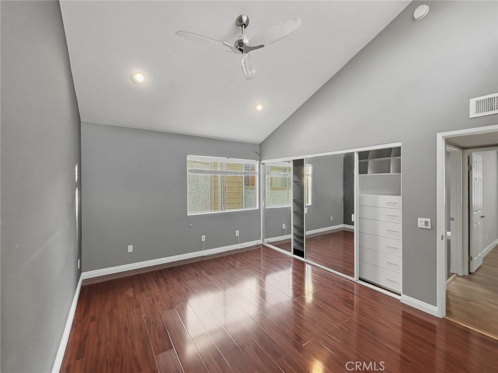 18408 Hatteras 19 Property Photo 7