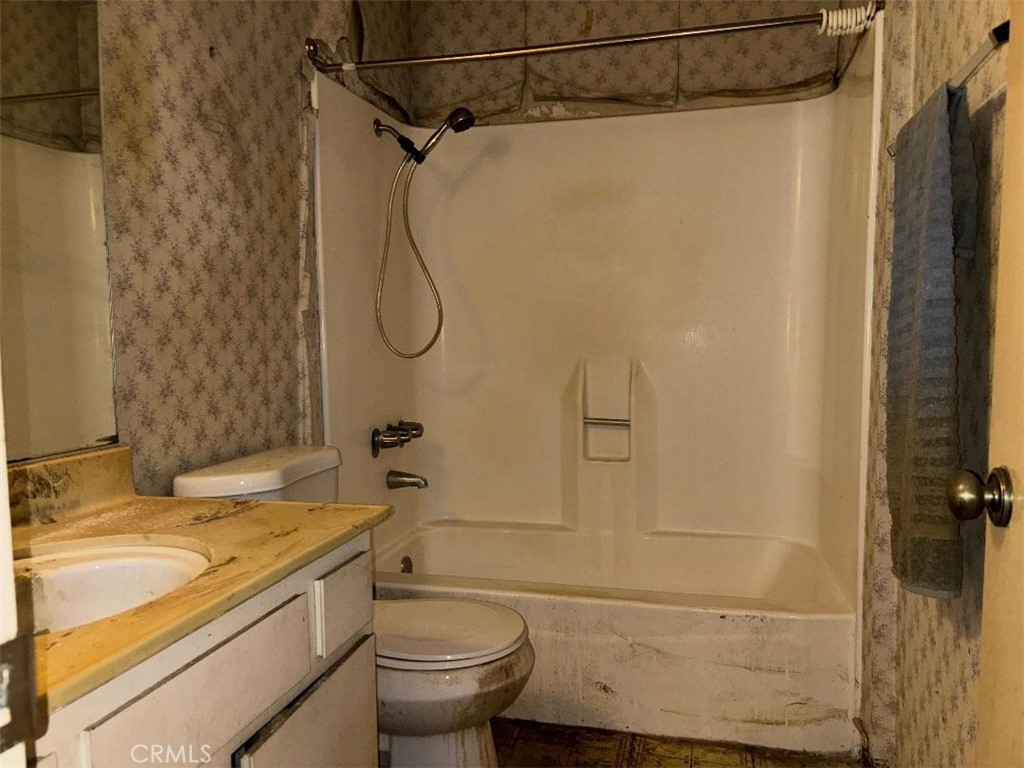 4727 W 147th Street 136 Property Photo 5