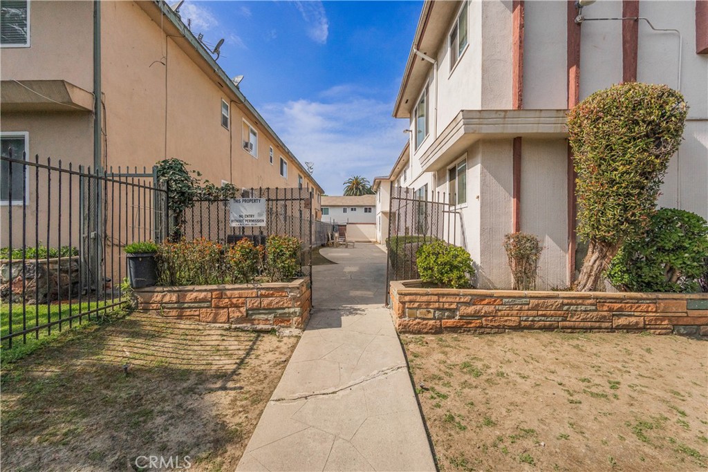 4017 Gelber Place Property Photo 3