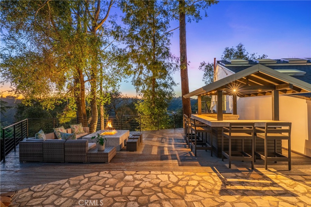 9653 Oak Pass Property Photo 37