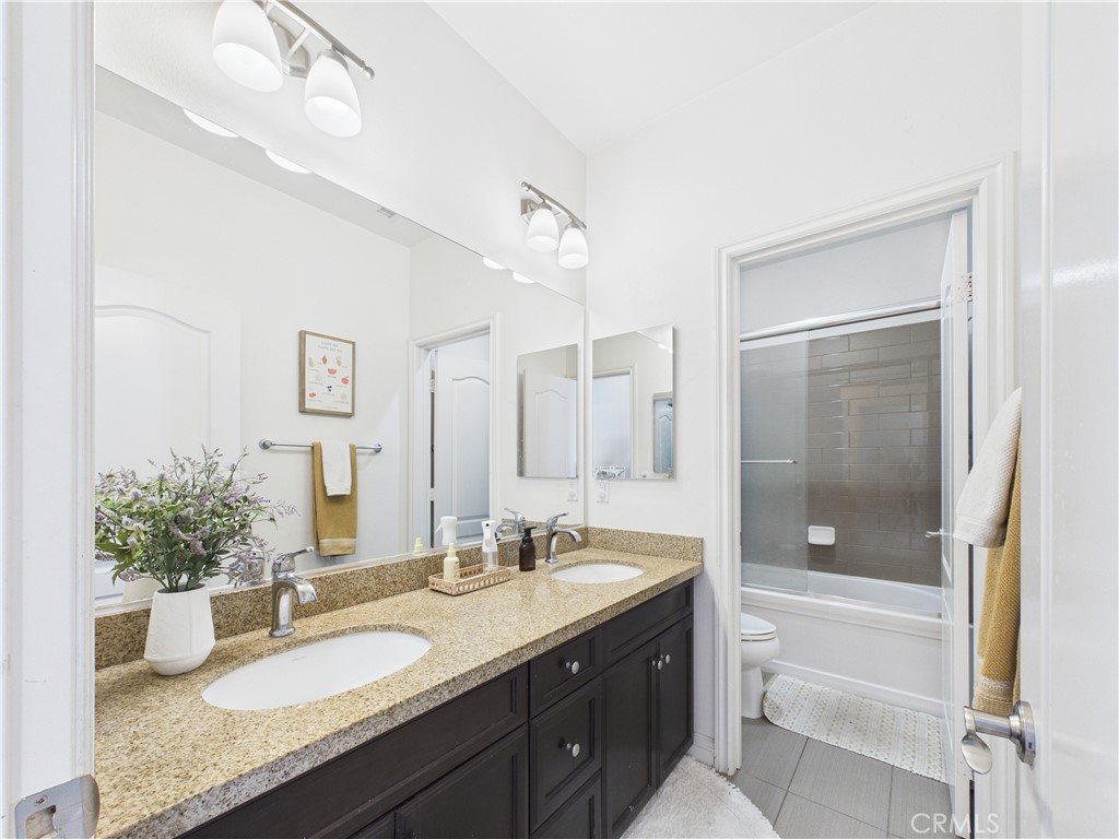 3174 E Piru Property Photo 29