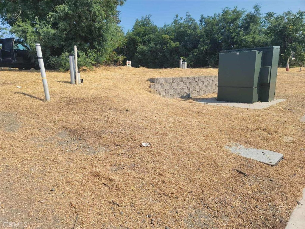 5675 Skyway Property Photo 3