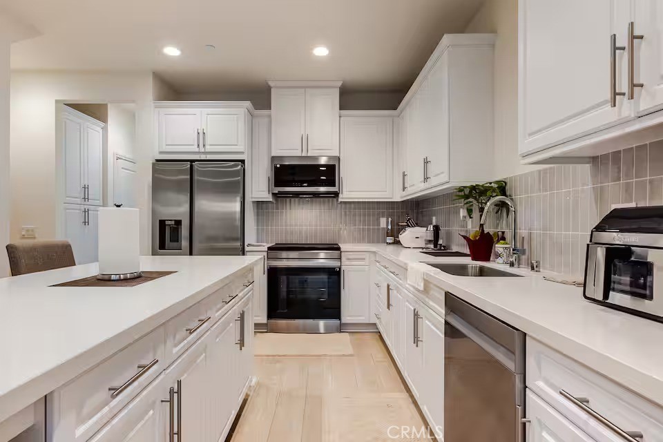 243 S Sand Palm Drive Property Photo 10