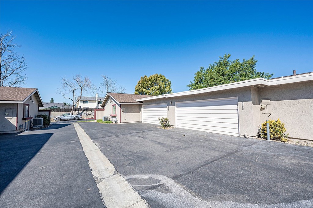 1672 Carmel W Property Photo 3