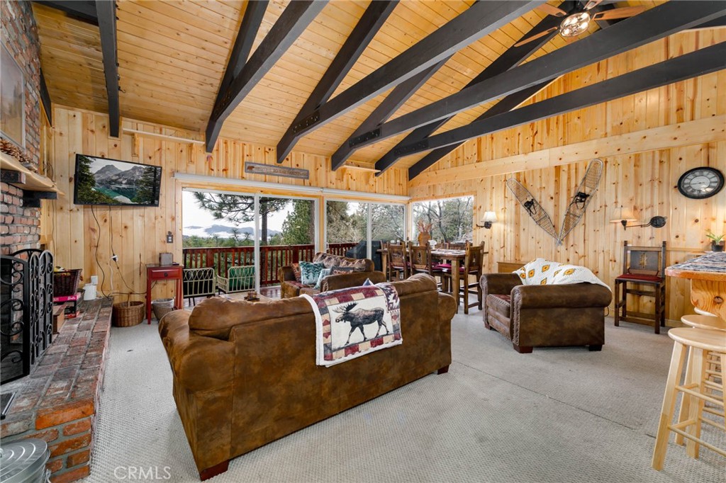 43897 Yosemite Drive Property Photo 11