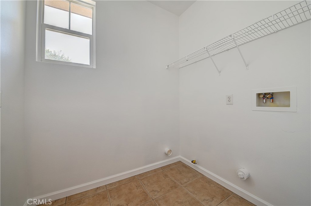 26287 Iris Avenue E Property Photo 11