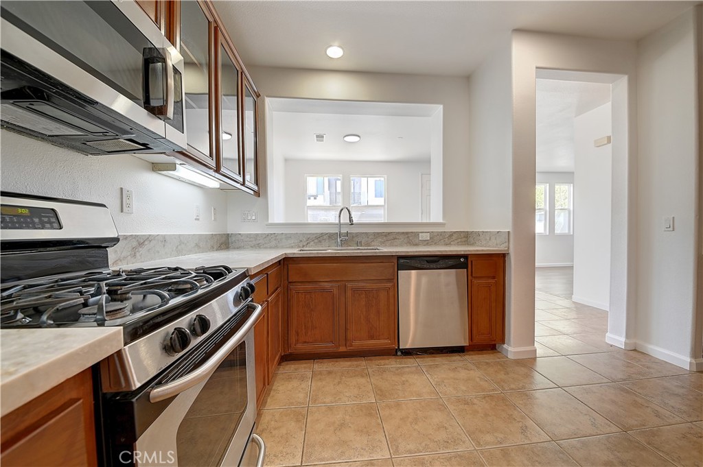 26287 Iris Avenue E Property Photo 13