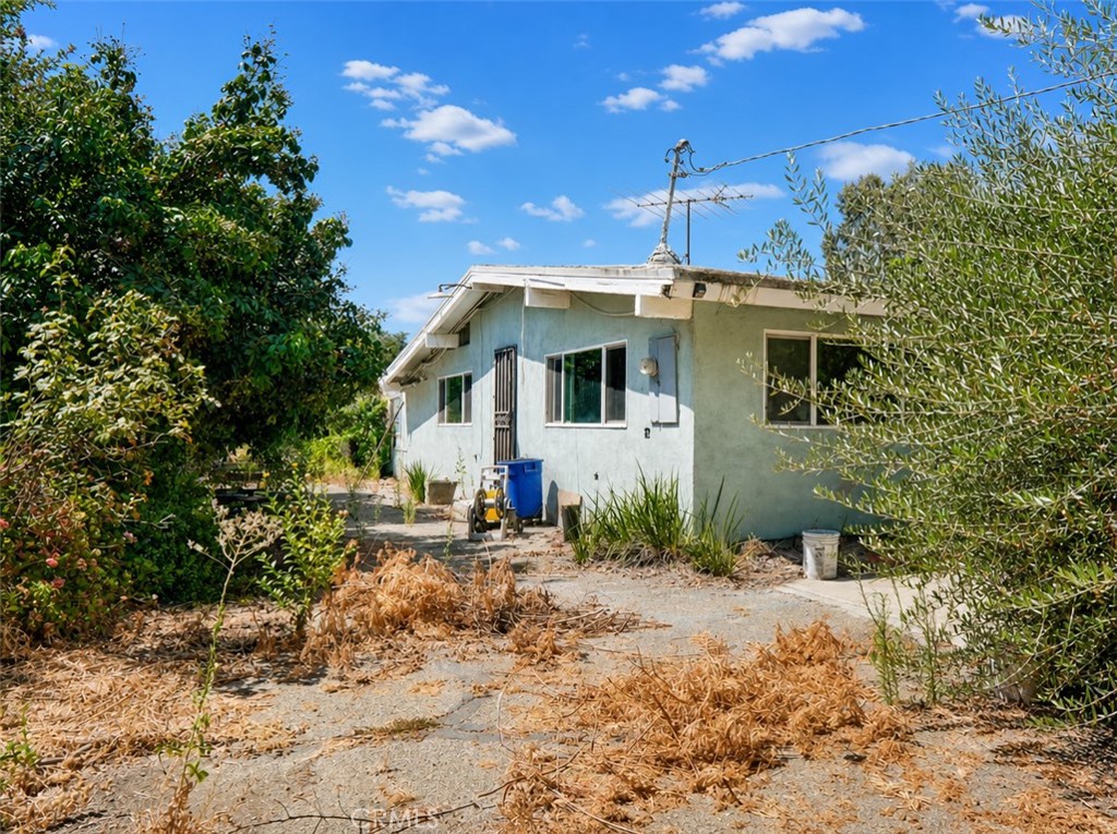 3843 Francis Avenue Property Photo 11