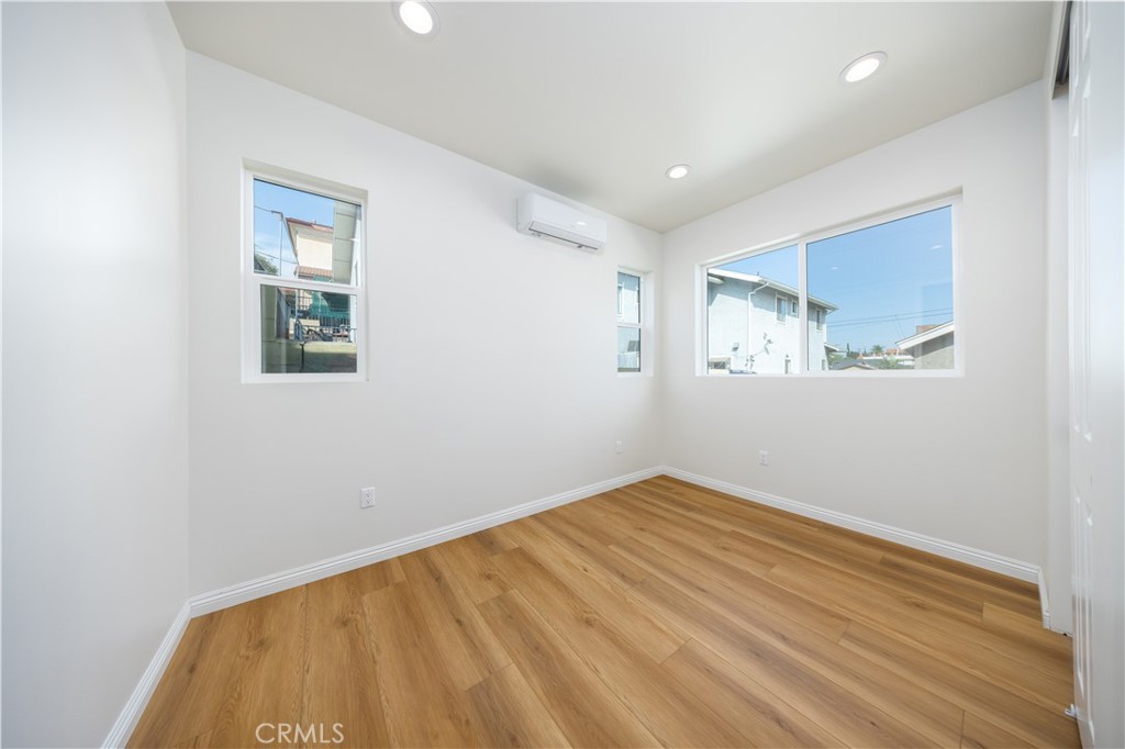 607 Sefton Property Photo 19