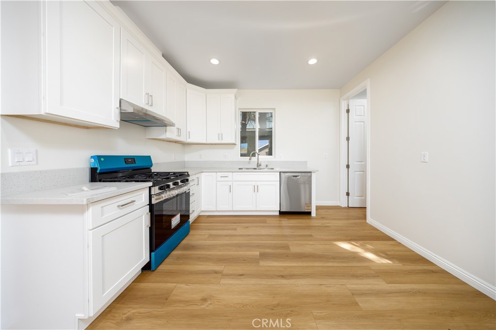 607 Sefton Property Photo 7