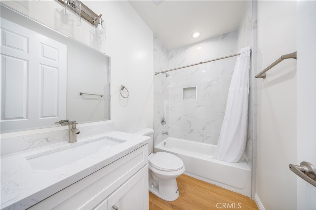 607 Sefton Property Photo 10