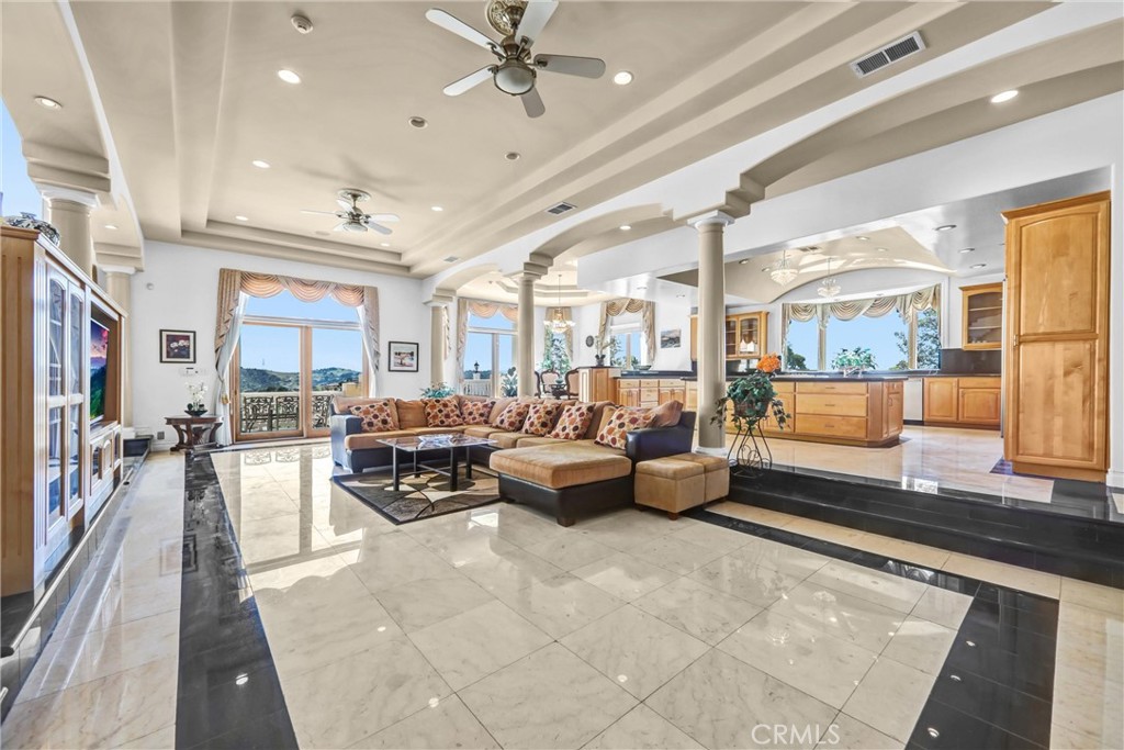 22588 Ridge Line Road Property Photo 15