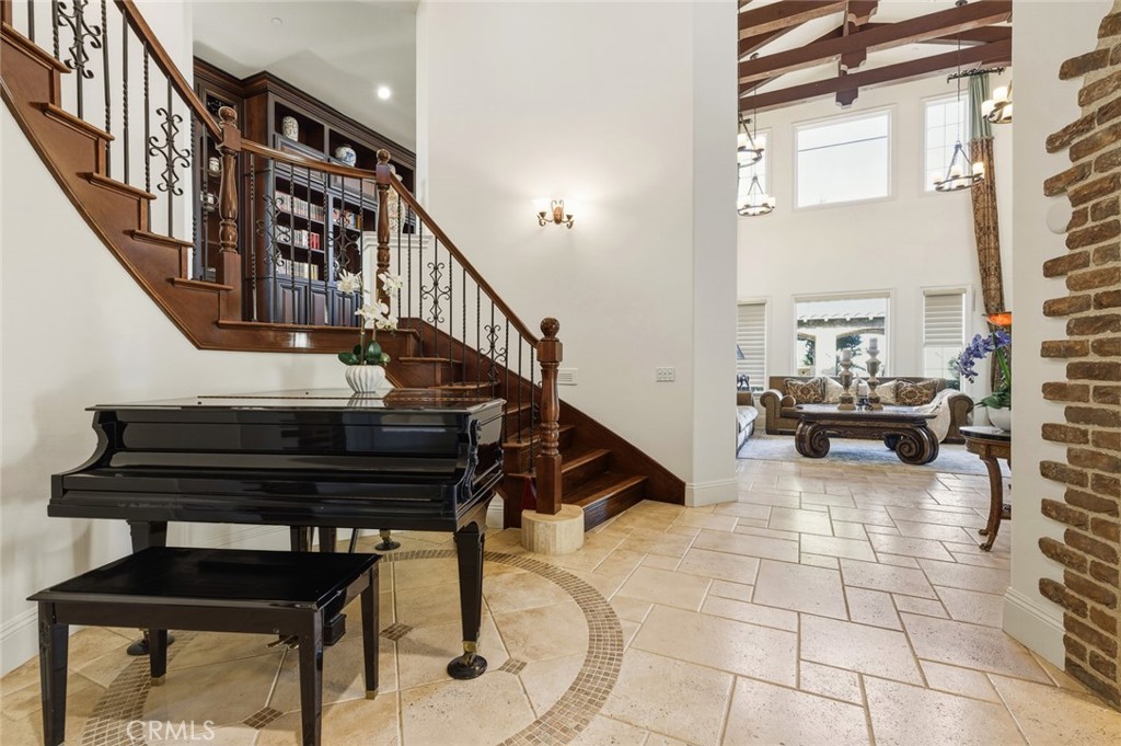 16726 Catena Property Photo 7