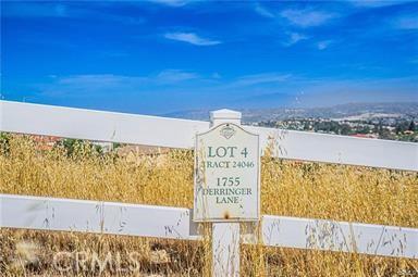 1755 Derringer Property Photo 8