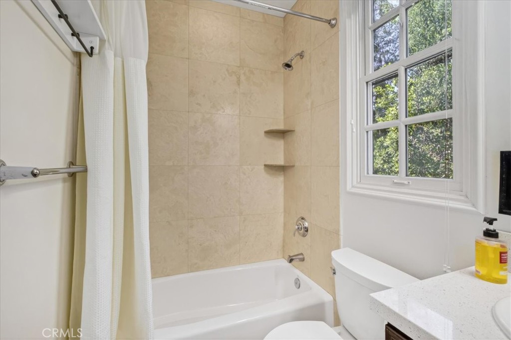 729 Carriage House Dr. Property Photo 50
