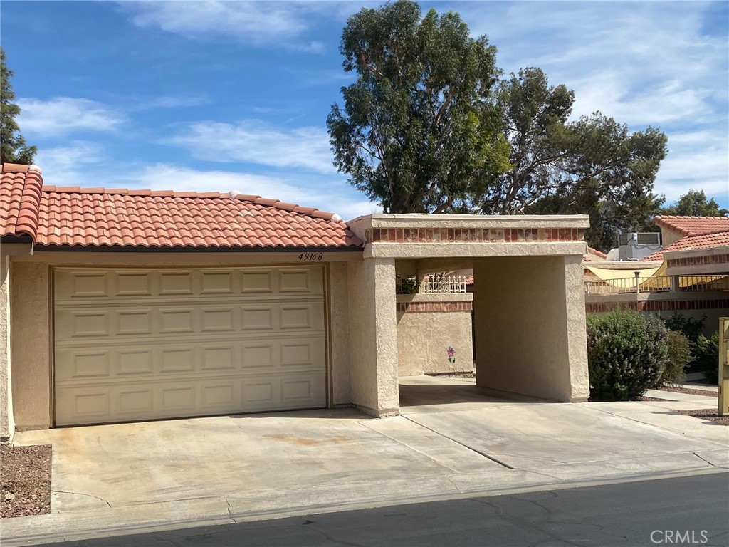 49168 Eisenhower Property Photo 5