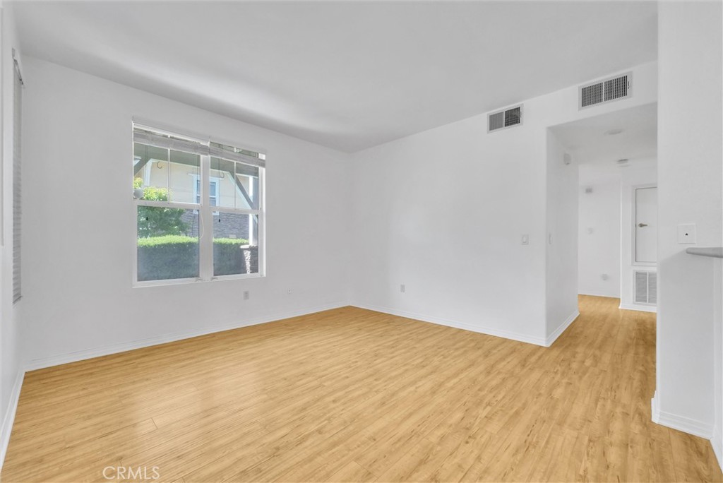 835 Francesca Dr 103 Property Photo 4
