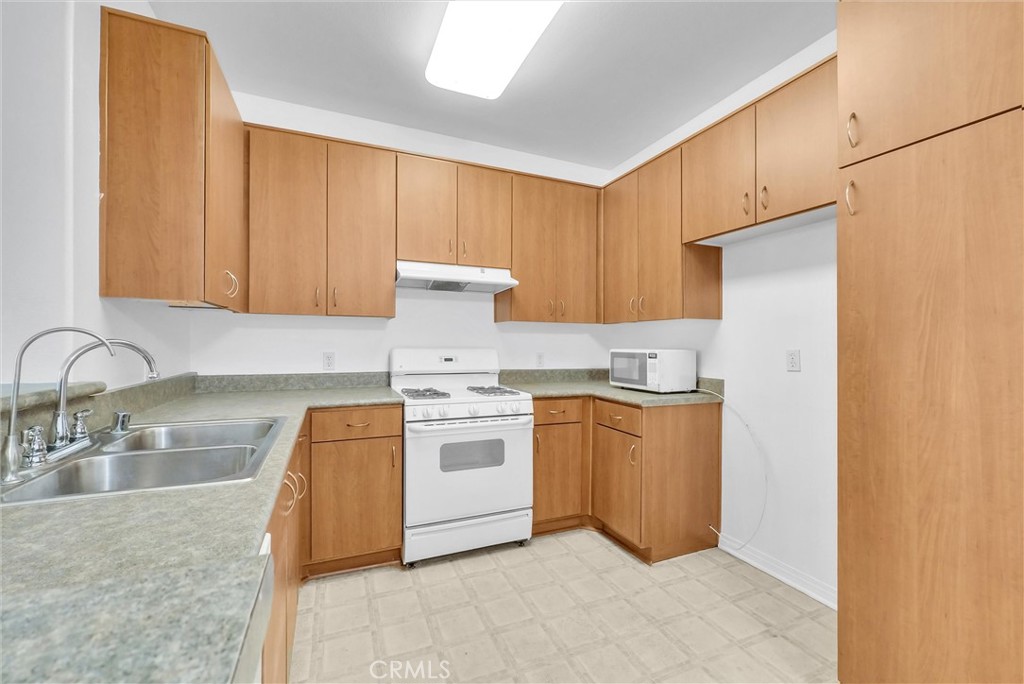 835 Francesca Dr 103 Property Photo 10