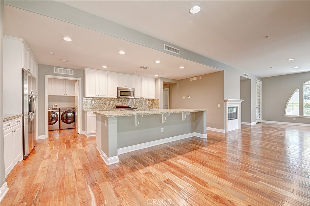 135 Pathway Property Photo 1