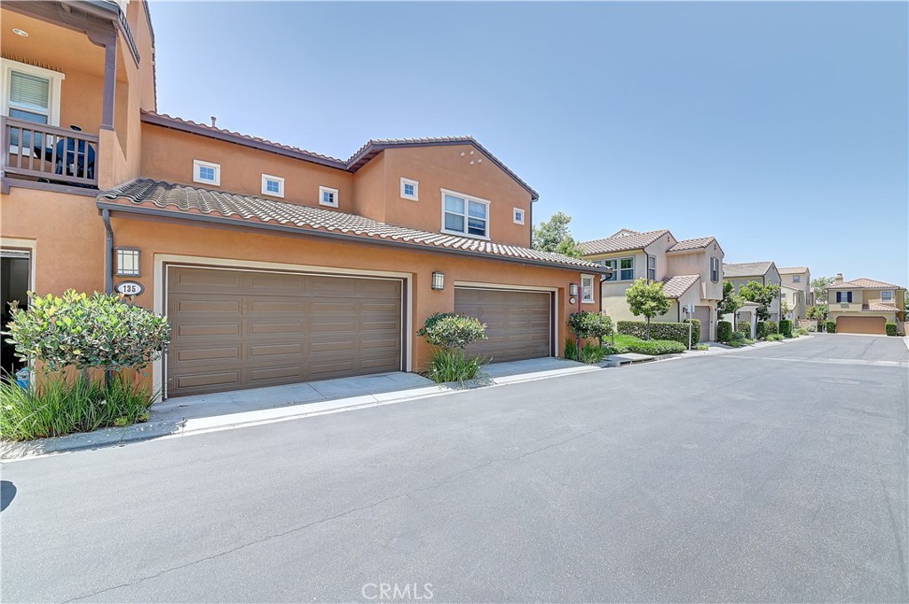 135 Pathway Property Photo 4