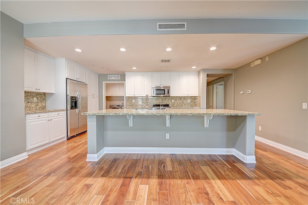 135 Pathway Property Photo 8