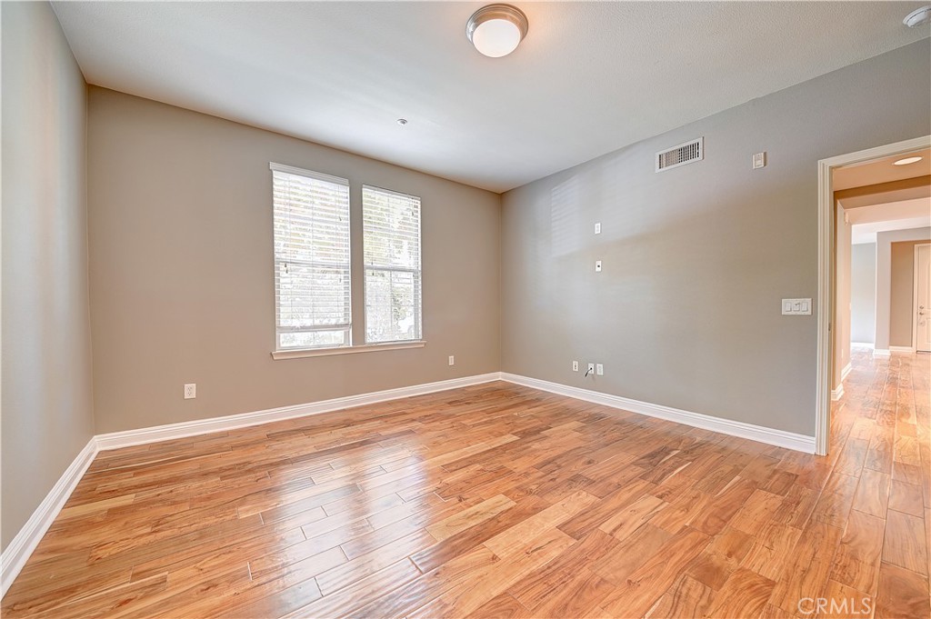 135 Pathway Property Photo 17