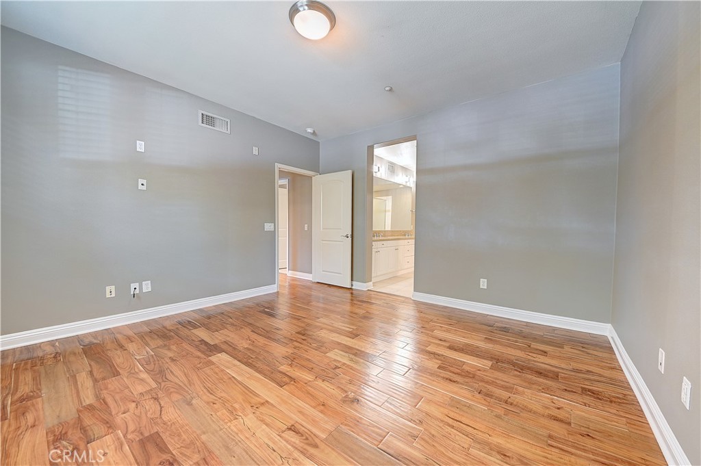 135 Pathway Property Photo 22